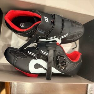 Women’s Peloton shoes … brand new in box!